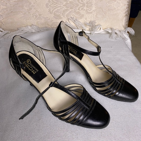 Black True Meaning T-Strap heels - Picture 8 of 8